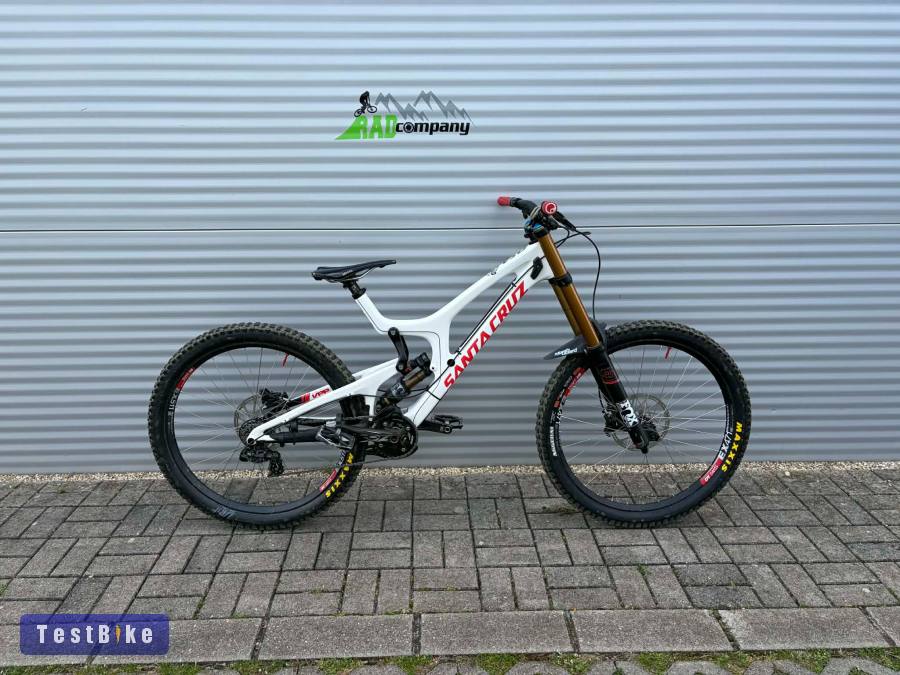 2015 Santa Cruz V10 Carbon CC Downhill Kerékpár