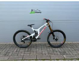 2015 Santa Cruz V10 Carbon CC Downhill Kerékpár