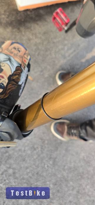 2016 Factory 40 Float 27.5 203 