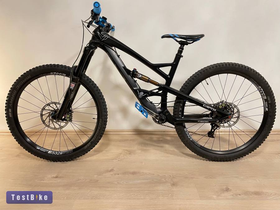 2016 YT capra CF
