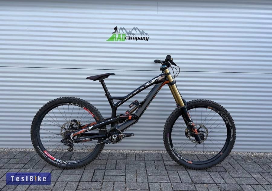 2016 YT Tues CF Pro Downhill Kerékpár