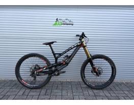 2016 YT Tues CF Pro Downhill Kerékpår
