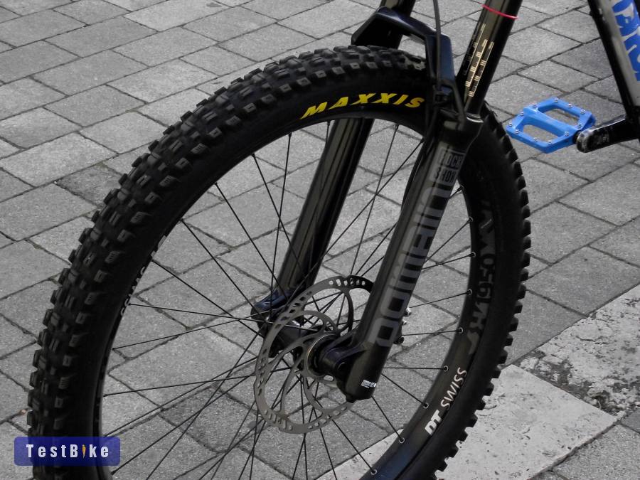 2017 Airdrop Edit v2 M 27.5"