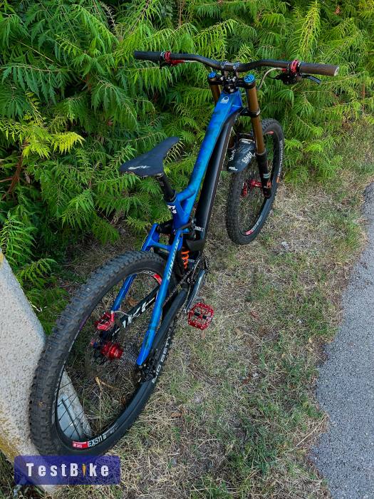 2018 Mondraker Summum Pro Team