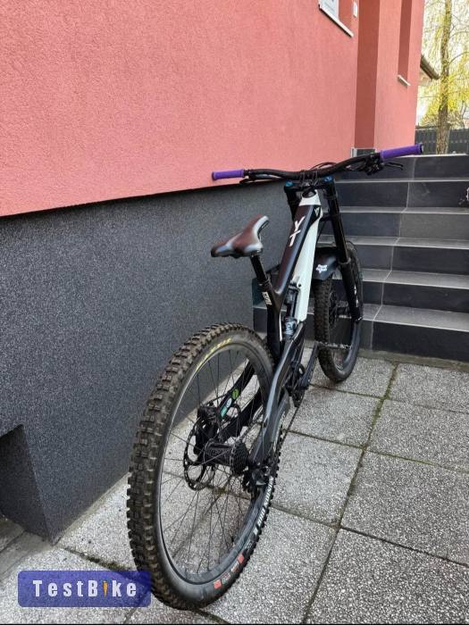2018 YT Tues CF Pro 27.5 S4