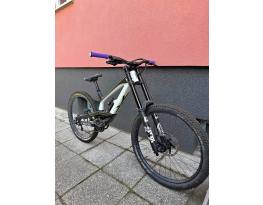 2018 YT Tues CF Pro 27.5 S4