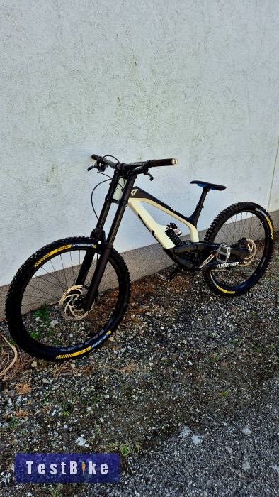 2018 YT Tues CF Pro L-es 27,5 eladó! 