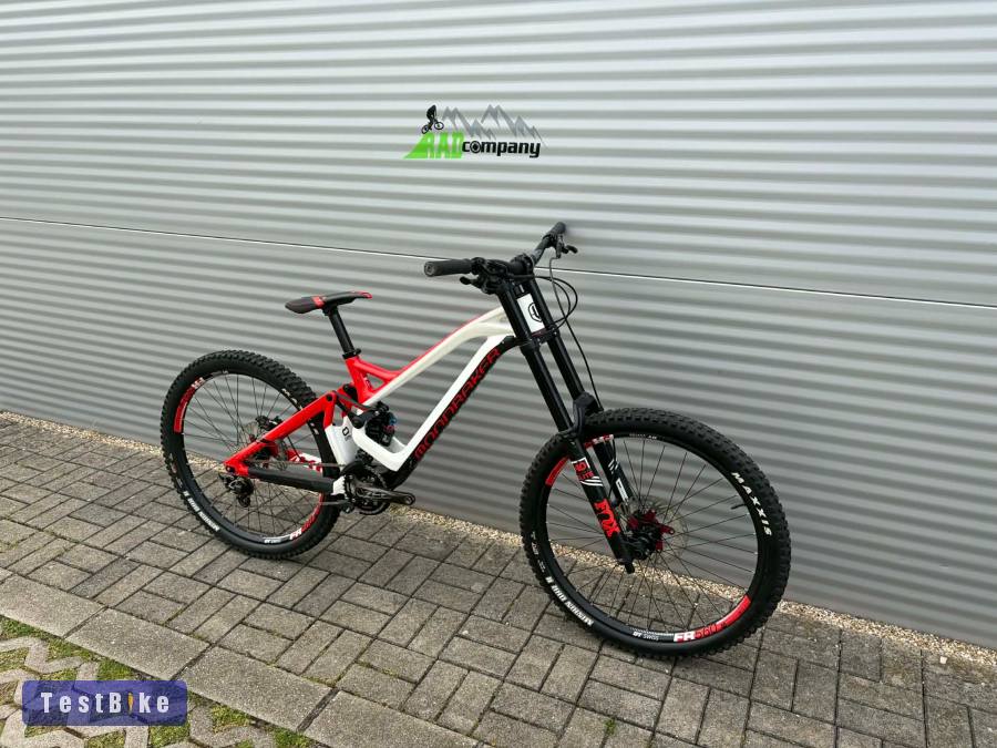 2019 Mondraker Summum Carbon Pro Downhill kerékpár