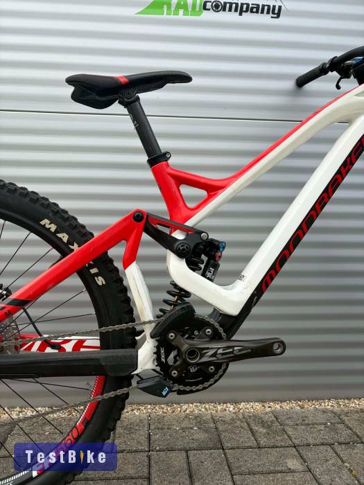 2019 Mondraker Summum Carbon Pro Downhill kerékpár