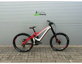 2019 Mondraker Summum Carbon Pro Downhill kerékpár