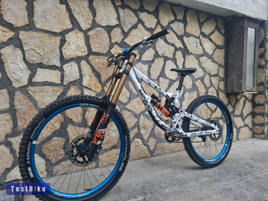 2019 Saracen Myst Pro dh bringa ->