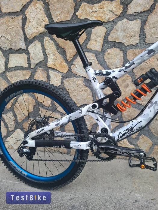 2019 Saracen Myst Pro dh bringa ->