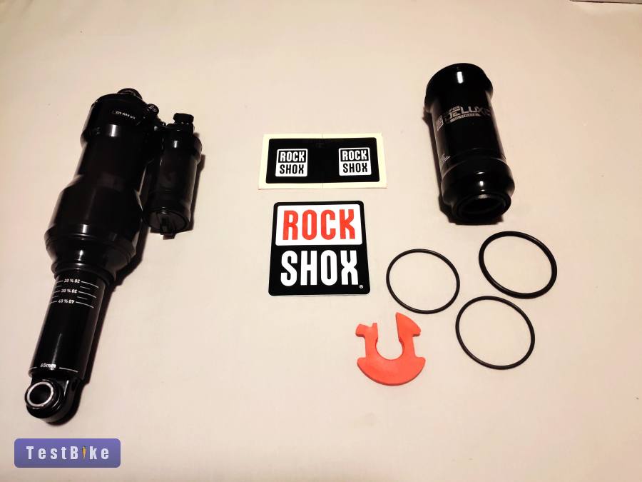 RockShox Super Deluxe Ultimate MegNeg kamrával 230x65mm