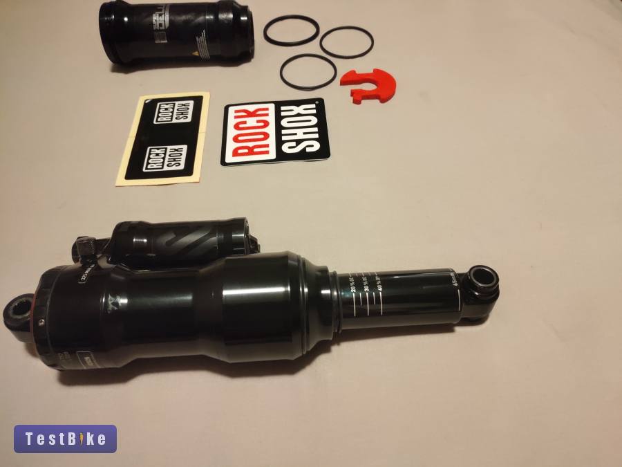 RockShox Super Deluxe Ultimate MegNeg kamrával 230x65mm