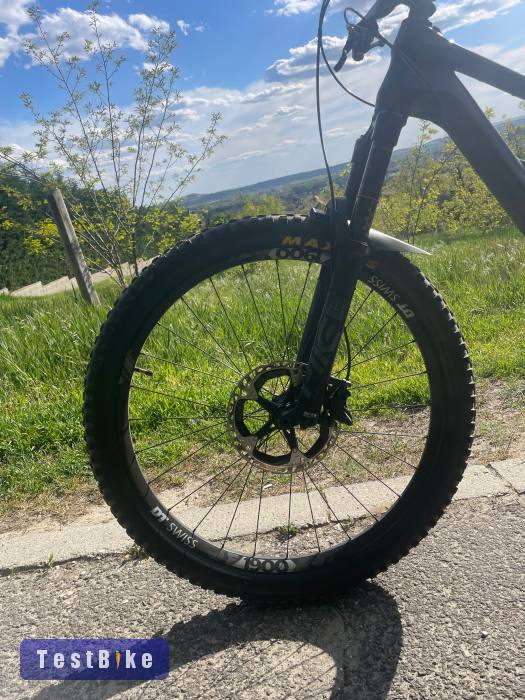 2021 Canyon Spectral LTD szervizelt gyönyörű 