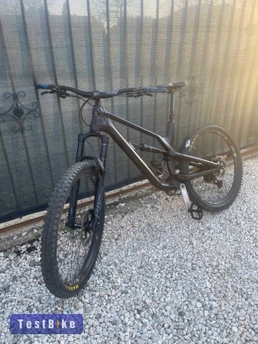 2021 Canyon Spectral LTD szervizelt gyönyörű 
