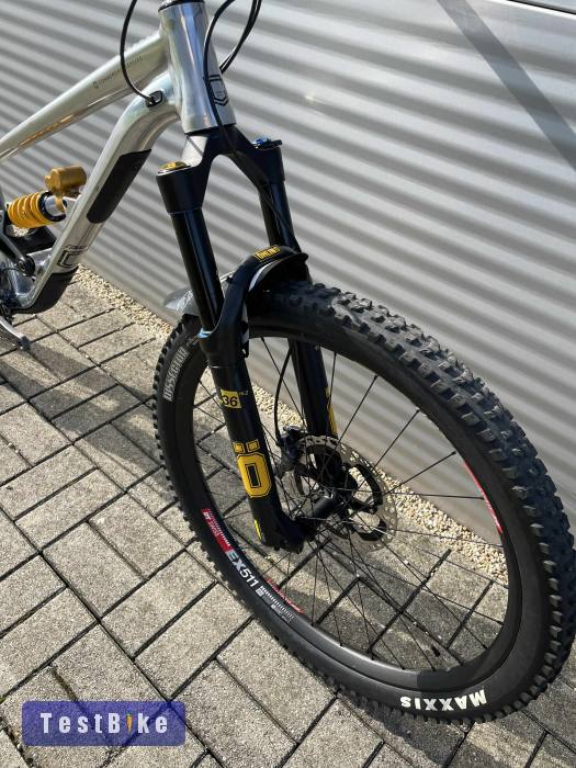 2021 Commencal Clash Öhlins Edition Enduro kerékpár