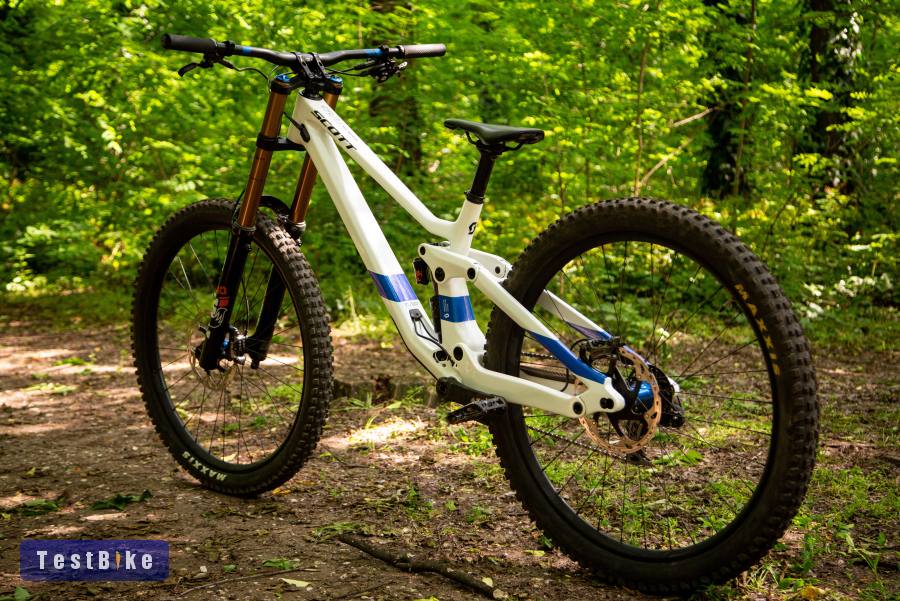 2021 Scott Gambler 900 tuned full carbon 15,50 kg „M” 