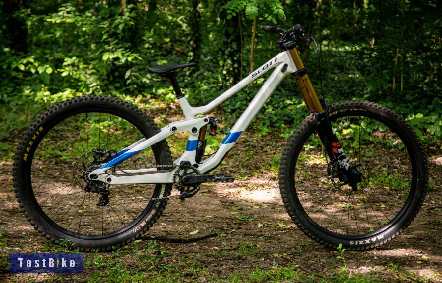 2021 Scott Gambler 900 tuned full carbon 15,50 kg „M” 