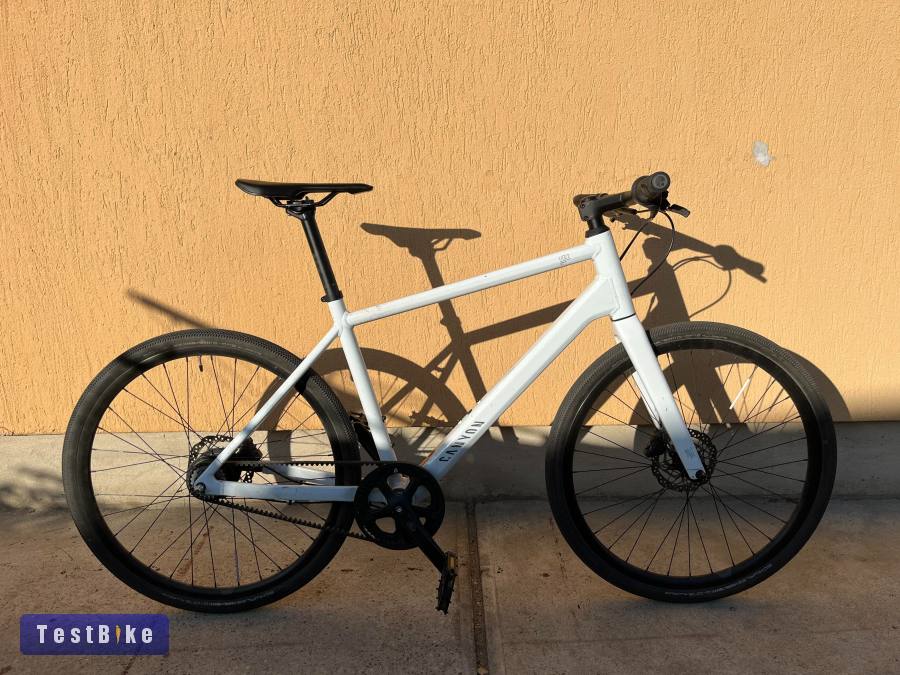 2022 Canyon Commuter 5, 27.5 L-es 