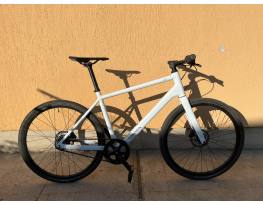 2022 Canyon Commuter5  27.5 L-es 