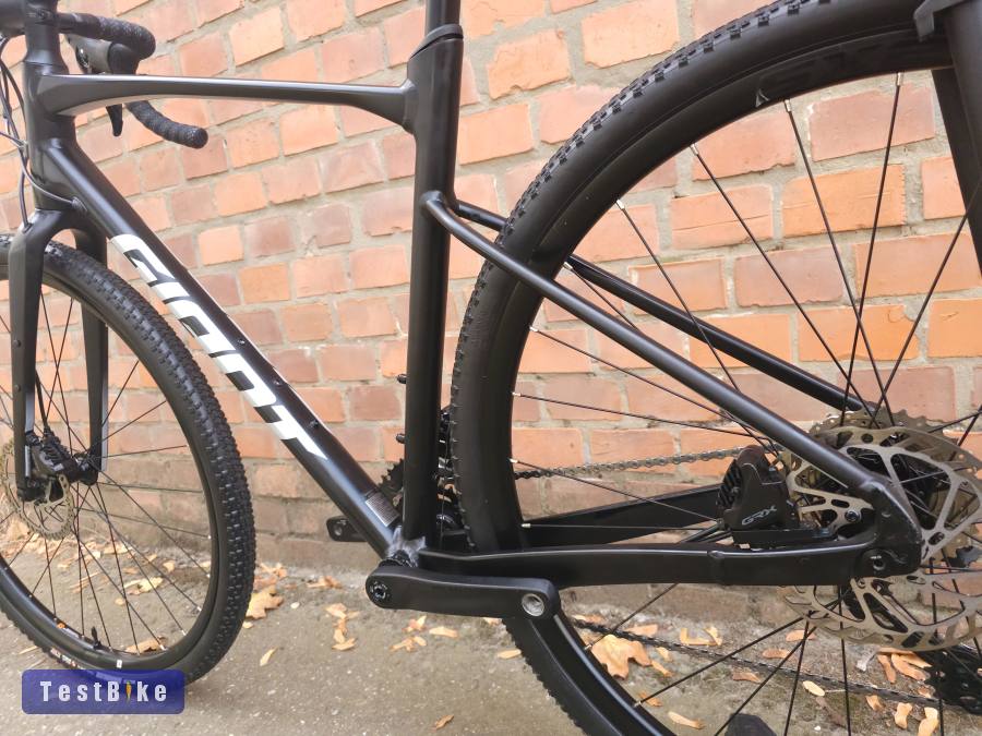 2022-es Giant Revolt 0 Gravel 2x11 Shimano GRX M/L (57-50cm)