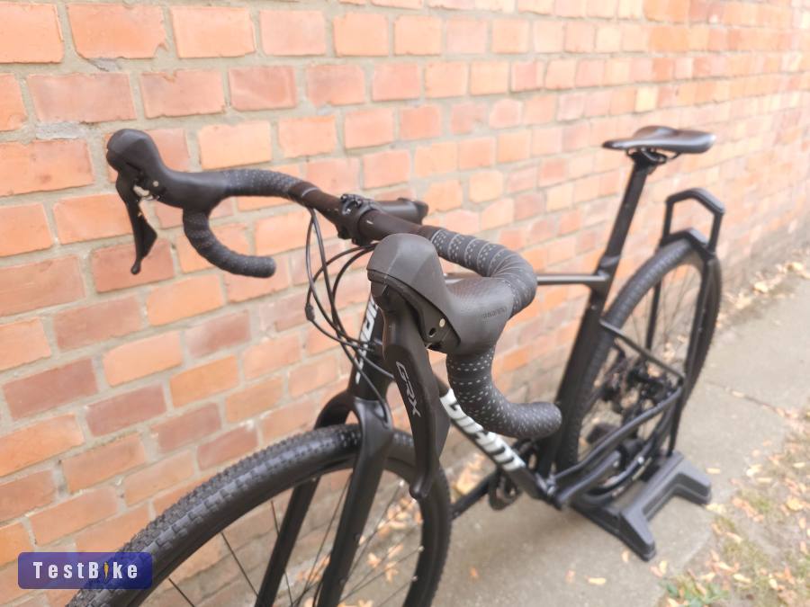 2022-es Giant Revolt 0 Gravel 2x11 Shimano GRX M/L (57-50cm)