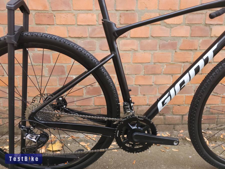 2022-es Giant Revolt 0 Gravel 2x11 Shimano GRX M/L (57-50cm)