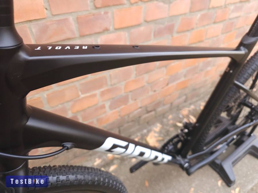 2022-es Giant Revolt 0 Gravel 2x11 Shimano GRX M/L (57-50cm)