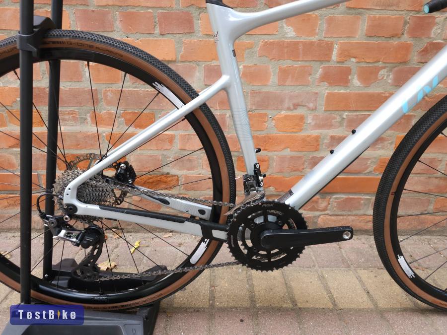 2022-es Liv Devote Advanced 2 Carbon Gravel 2x11 L 55-51 cm