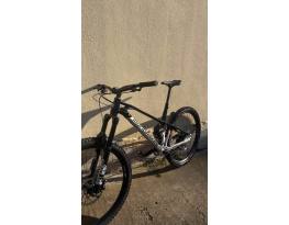 2022 Mondraker Foxy 29 Enduro