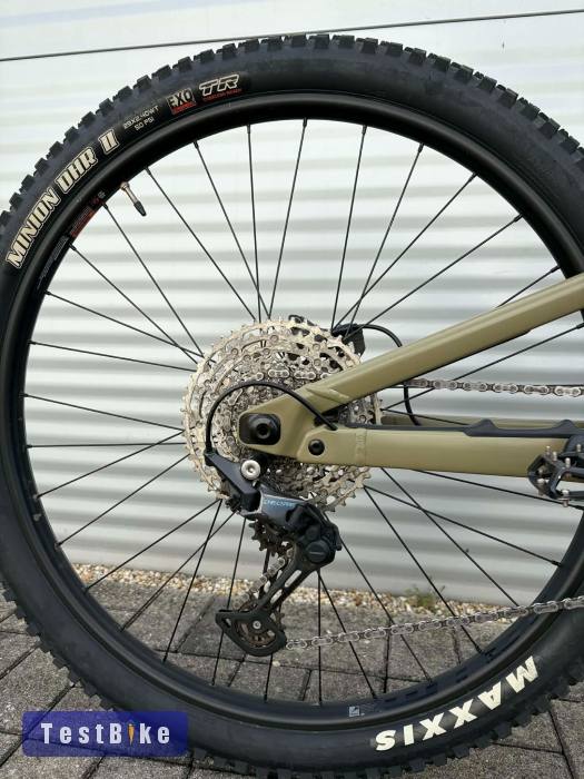 2022 Rocky Mountain Altitude Alloy 30 Kerékpár