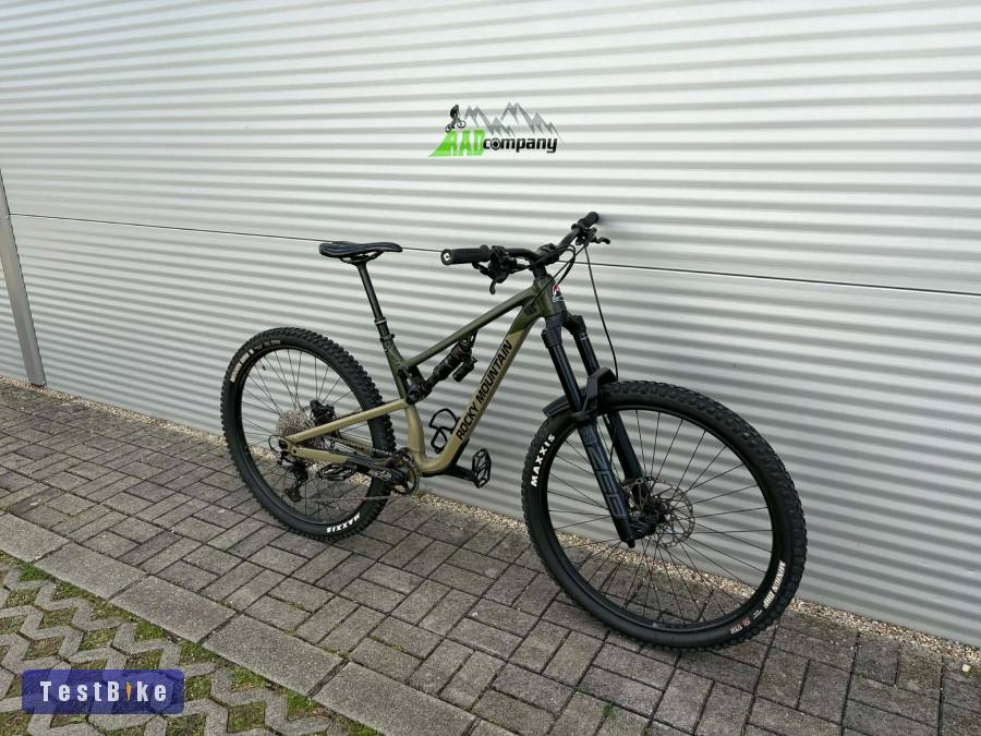 2022 Rocky Mountain Altitude Alloy 30 Kerékpár