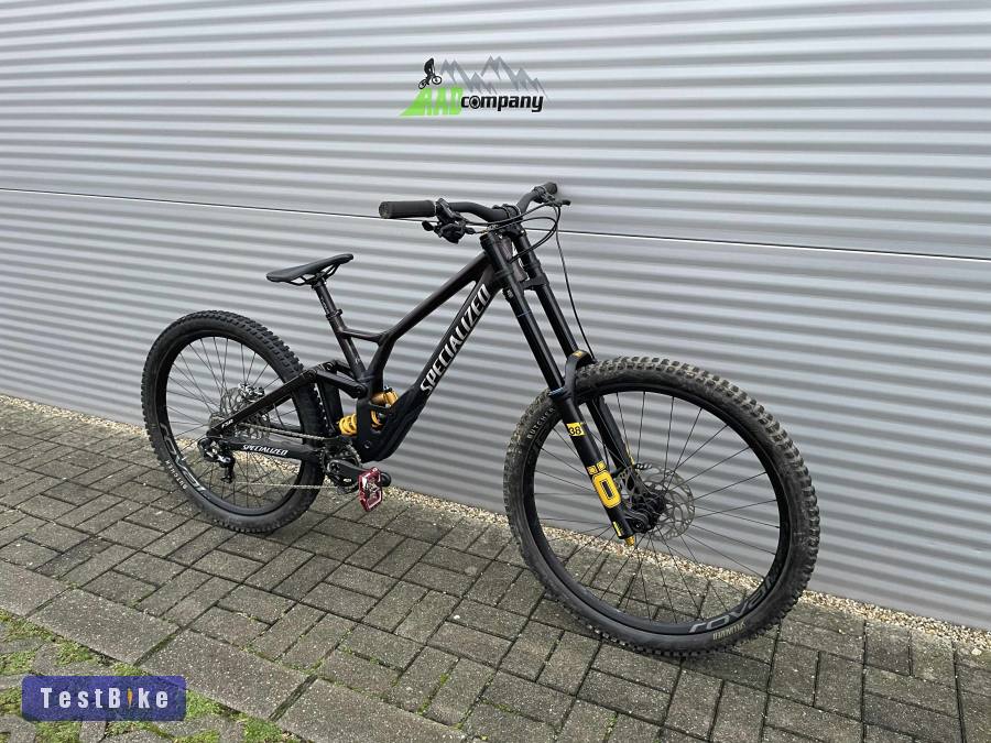 2022 Specialized Demo Race Downhill kerékpár