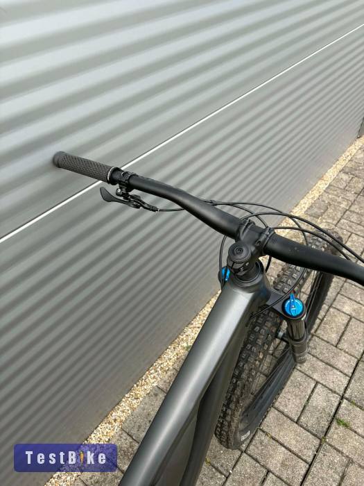 2022 Specialized Stumpjumper EVO Comp Alloy Enduro Kerékpár