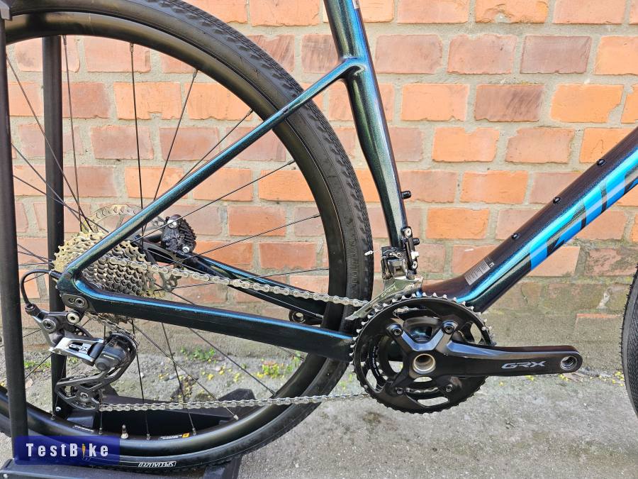 2022Giant Revolt Advanced 2 Carbon Gravel 2x11 GRX L 9.6 kg