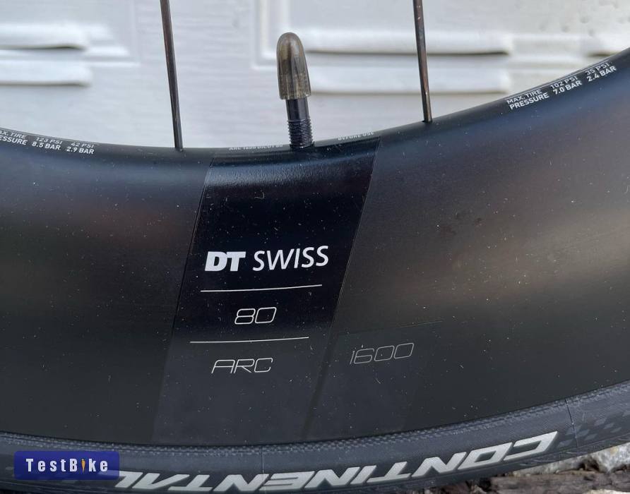 2023 Canyon Speedmax CF 8 Disc Di2 