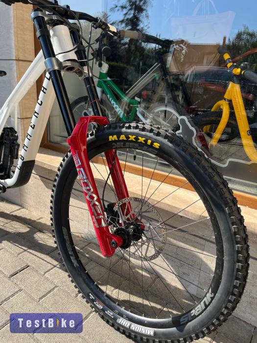 2023 Commencal Supreme DH V5 - XS - 27.5