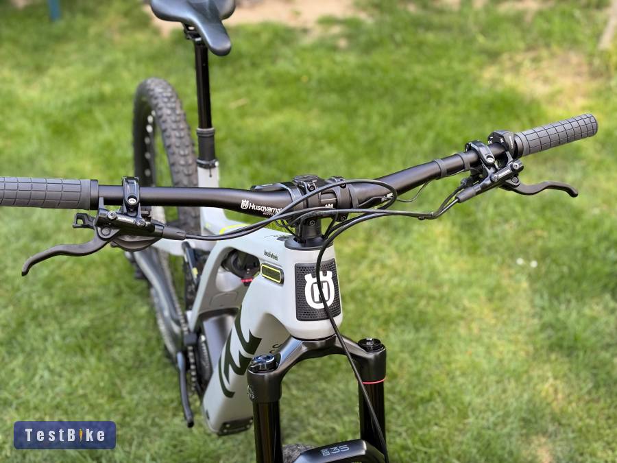 2023 Husqvarna Light Cross LC5 "M" carbon ebike  