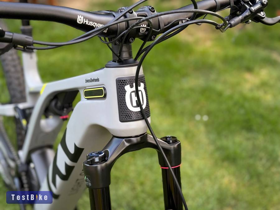 2023 Husqvarna Light Cross LC5 "M" carbon ebike  