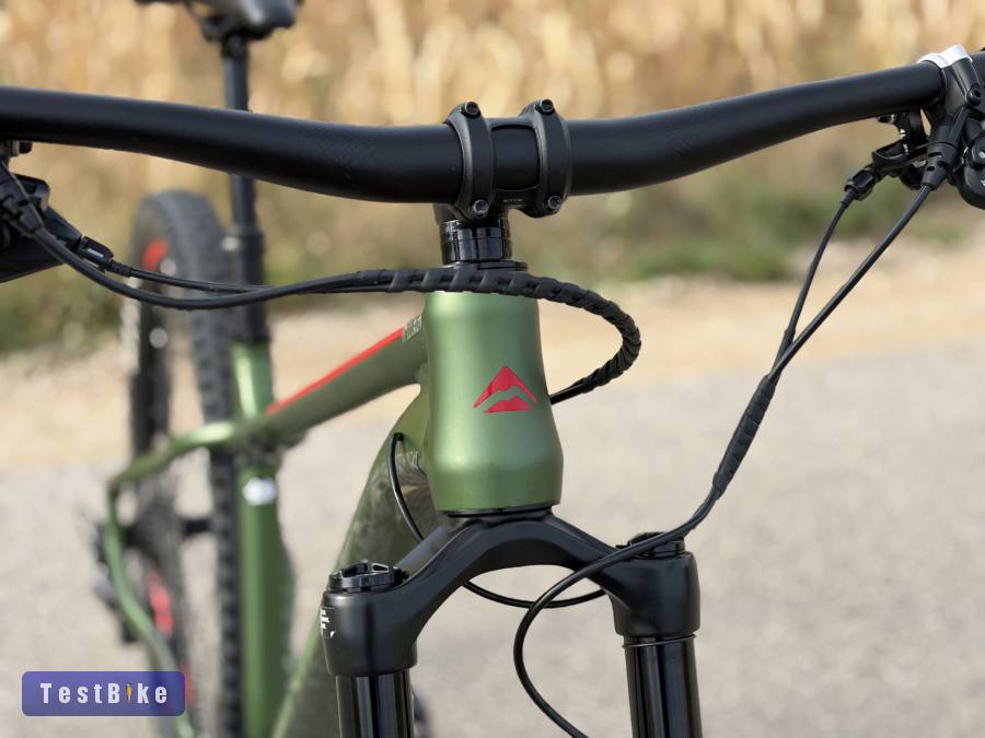 2023 Merida Big Trail 600 „L” merev trail bringa