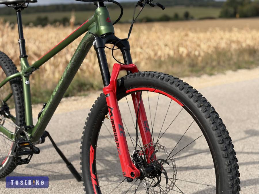 2023 Merida Big Trail 600 „L” merev trail bringa