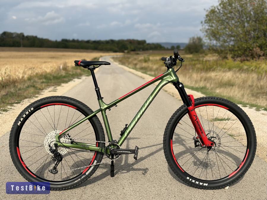2023 Merida Big Trail 600 „L” merev trail bringa