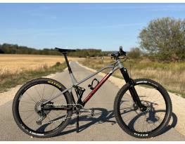 2023 Mondraker Foxy "M" és "L" enduro 160mm