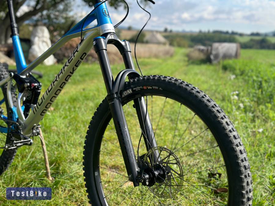 2023 Mondraker Superfoxy "M"  super enduro