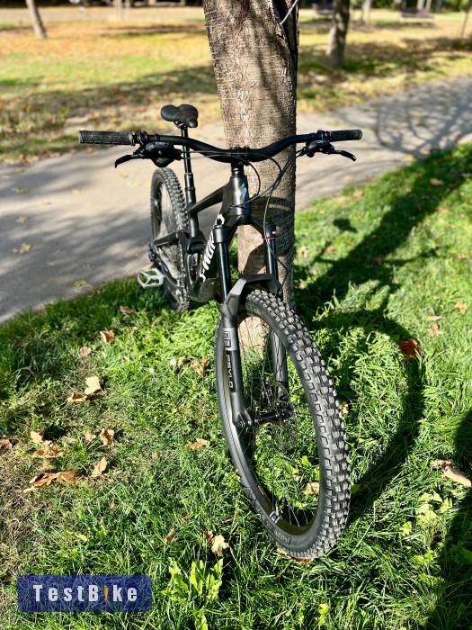 2023 S-Works Enduro kerékpár új alkatrészekkel