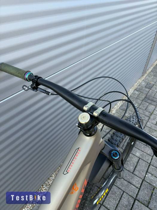 2023 Santa Cruz Megatower C Enduro kerékpár