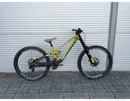 2023 Scott Gambler 900 Downhill Kerékpár