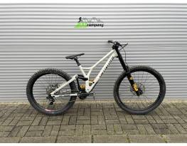 2023 Specialized Demo Race Downhill Kerékpár