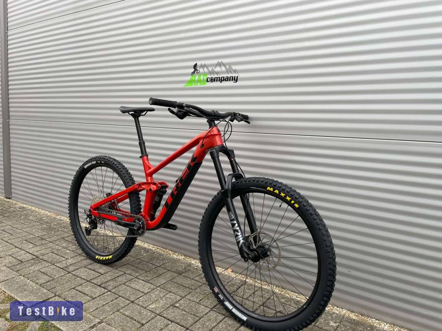 2023 Trek Slash 7 Enduro kerékpár